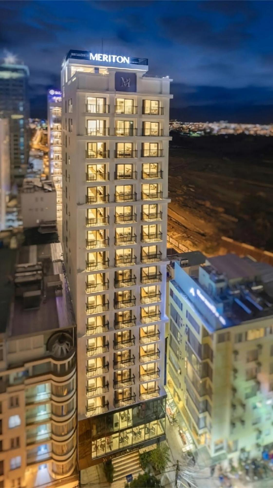 Meriton Hotel נה טראנג מראה חיצוני תמונה